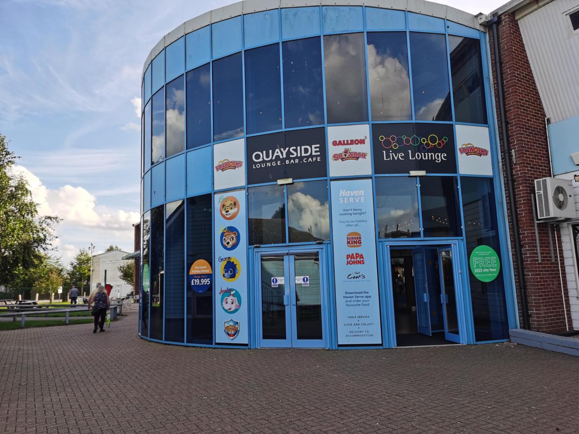 Golden Sands Beach Activities Sea Holiday Relax Mablethorpe Luaran gambar